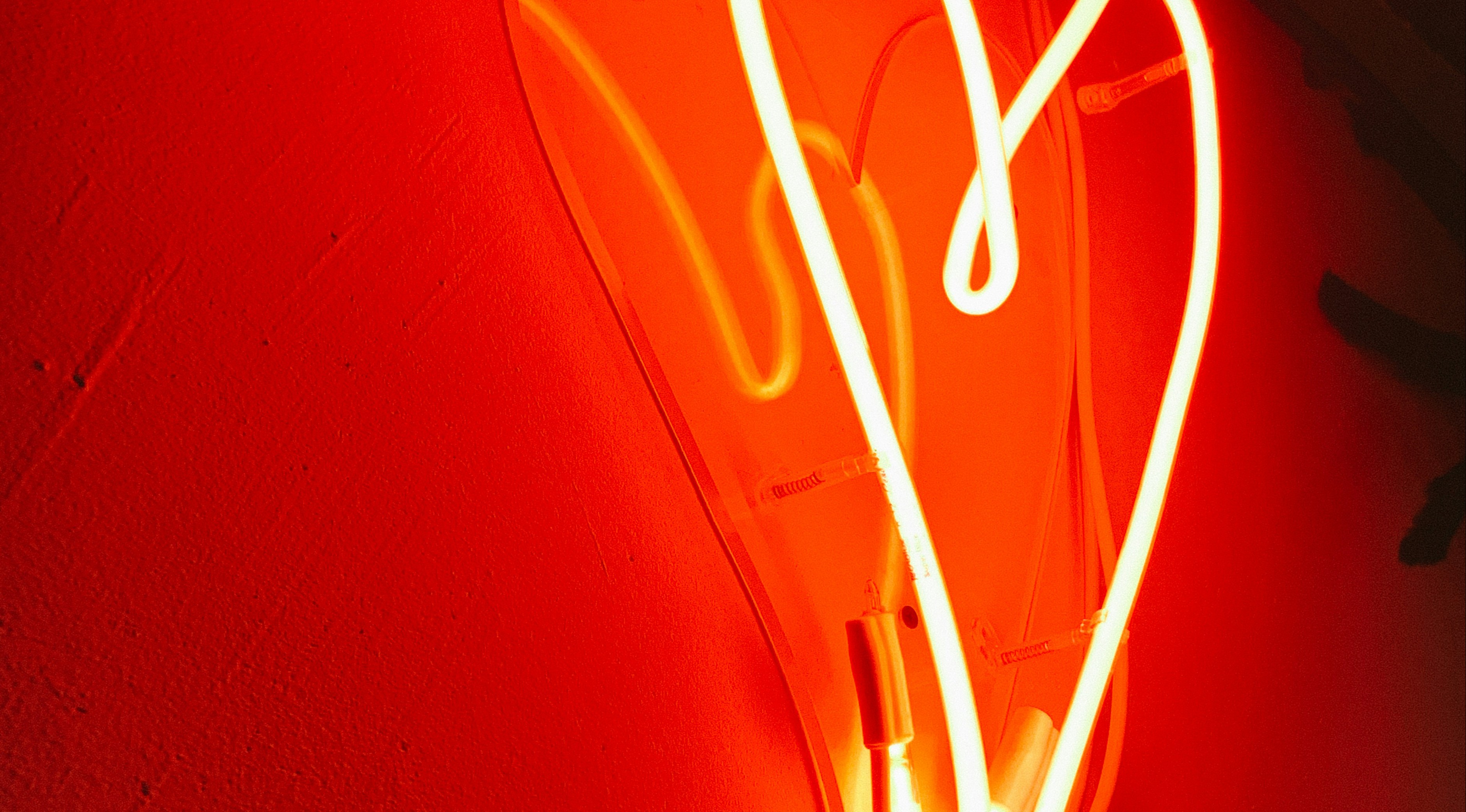 功承瀛泰荣获浦东新区光彩事业爱心奖，高级合伙人章煦春律师获评建言献策积极分子