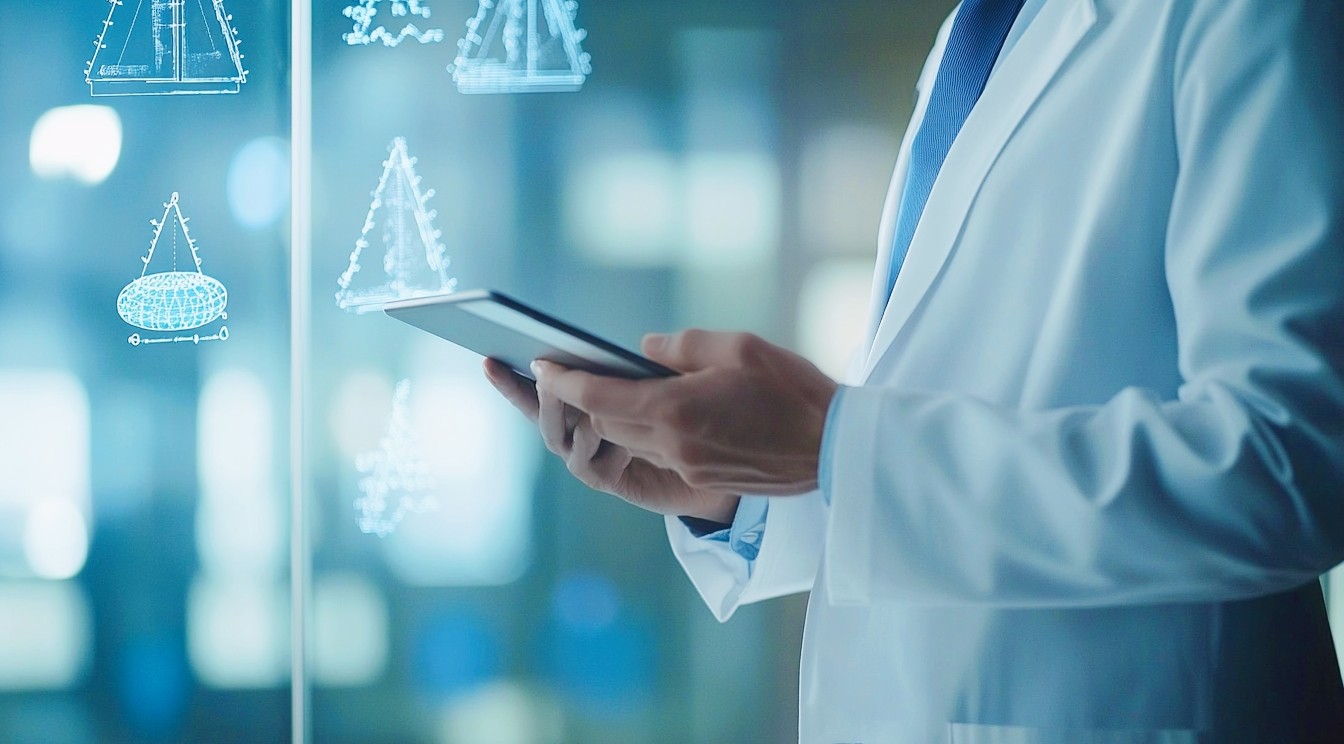 守正出奇：透视医疗卫生机构数据安全新规下的行业重构与治理方略