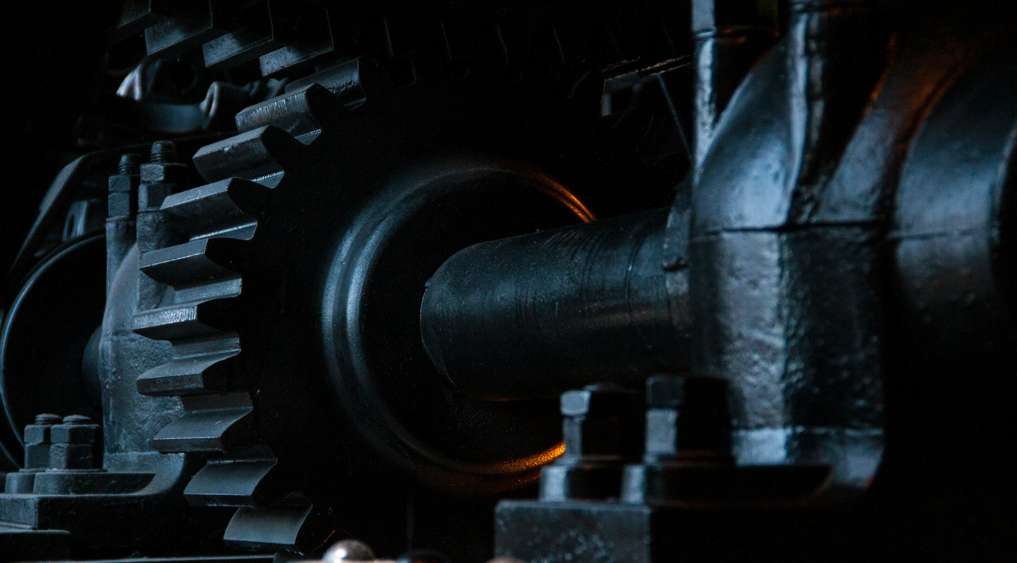 全球变局下产业链供应链韧性与安全的法律保障体系